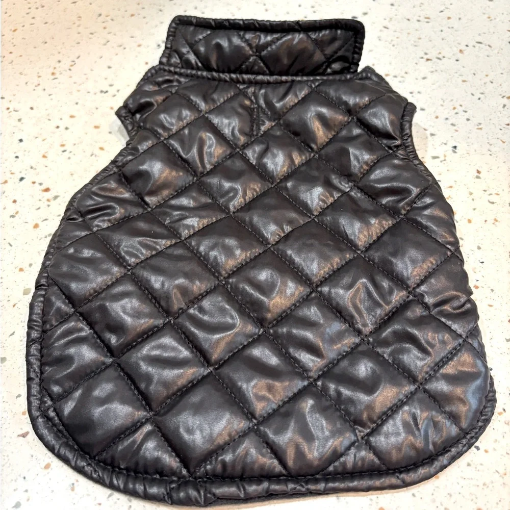 Quilted Black Dog Jacket Size Small‎